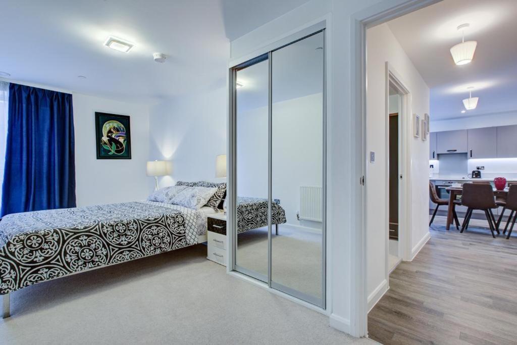 ロンドンLuxury 2 Bed Flat In A New Block In East Actonアパートメント エクステリア 写真